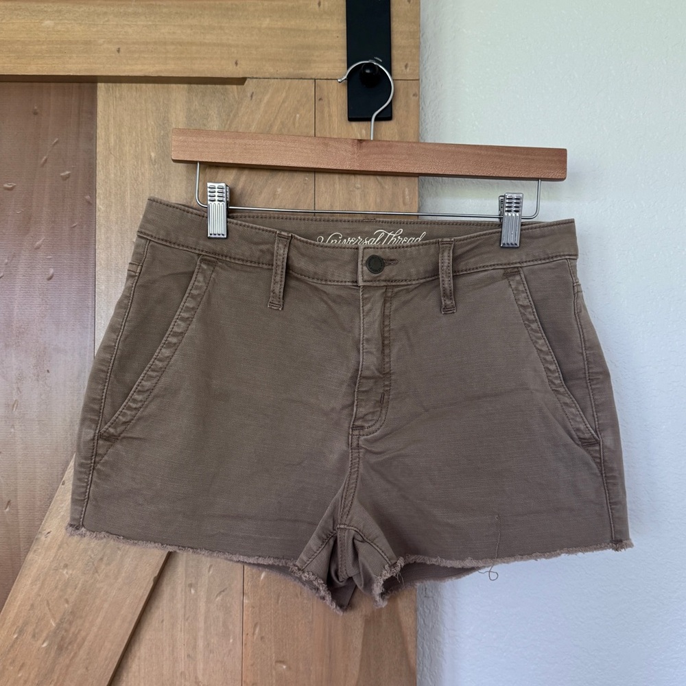 Universal Thread Khaki Shorts